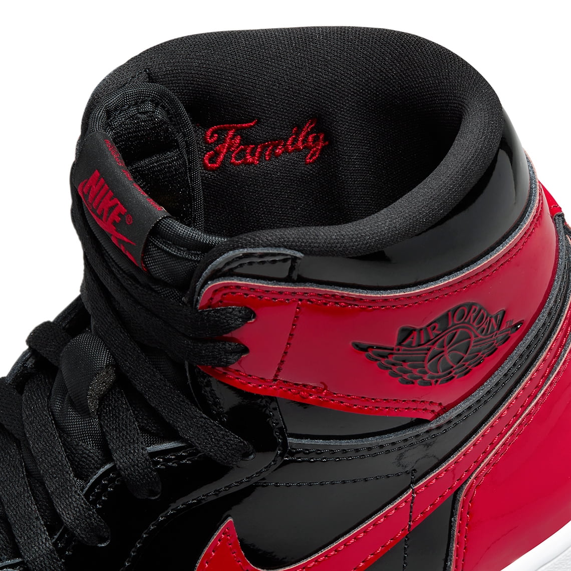 [555088-063] Men's Jordan 1 Retro High OG Patent Bred