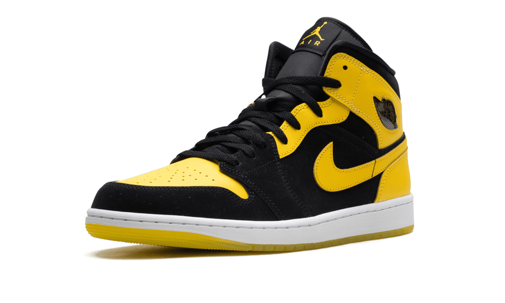 Jordan MENS Air Jordan 1 Mid "New Love" HJ6654 071 from Stadium Goods