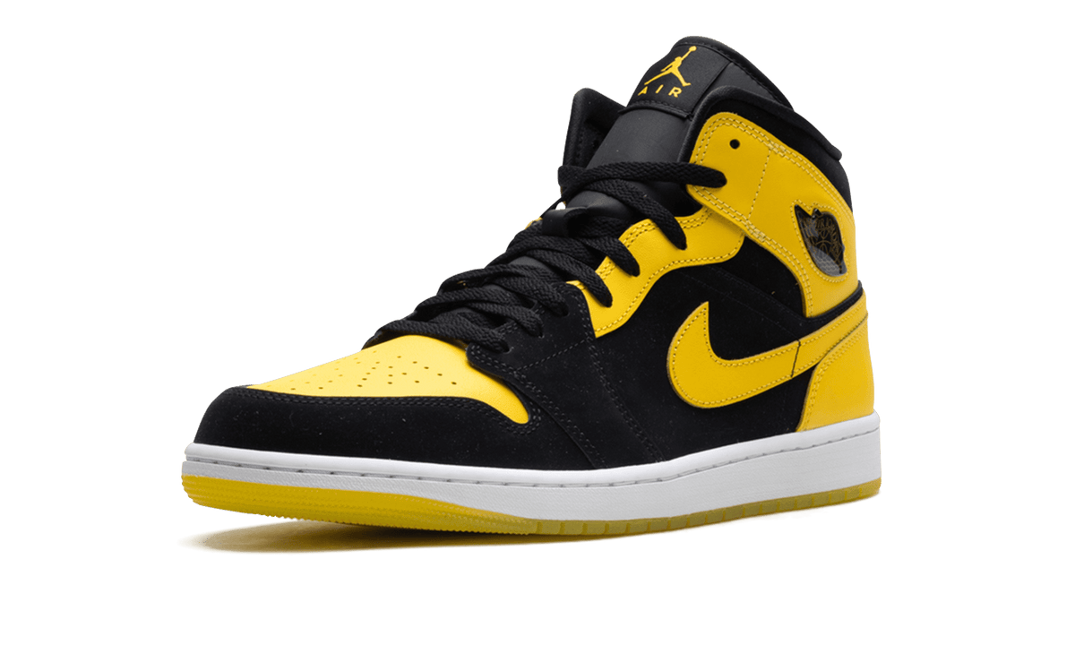 Jordan MENS Air Jordan 1 Mid "New Love" HJ6654 071 from Stadium Goods