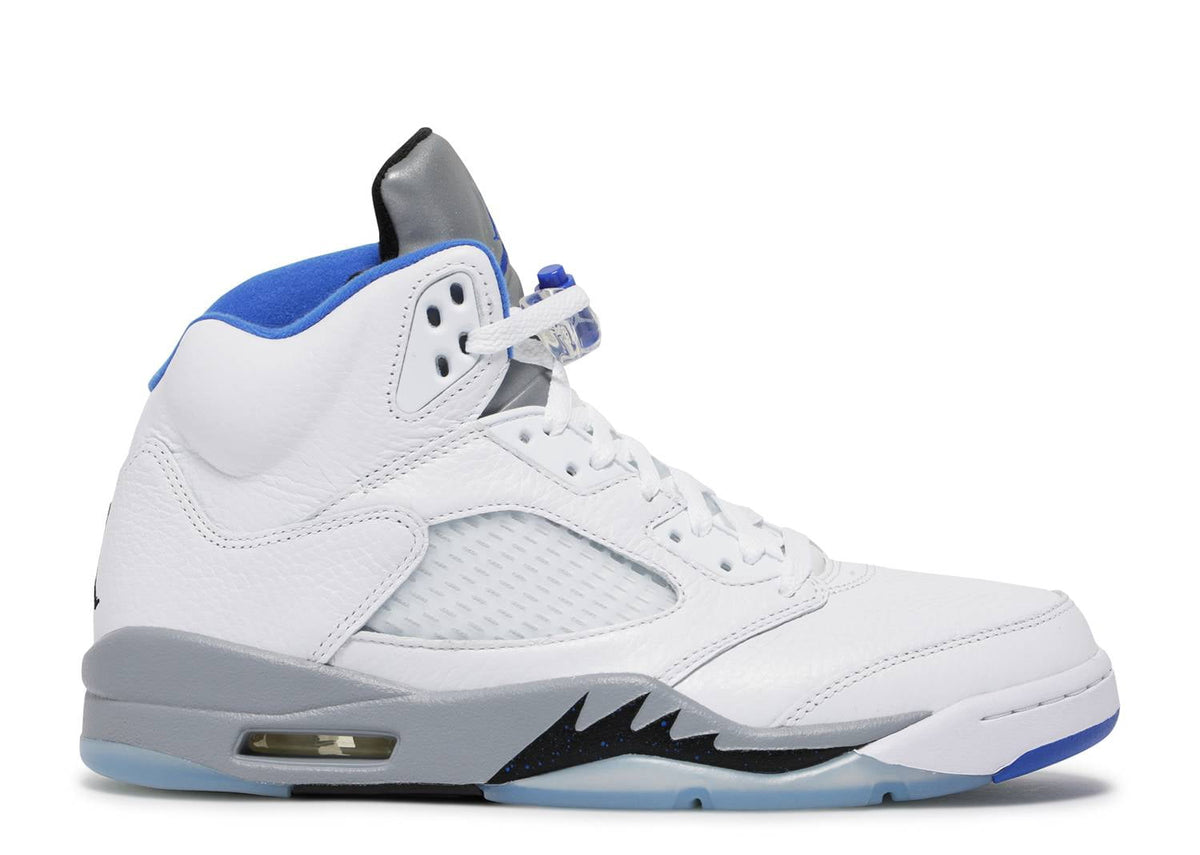 Air Jordan; Casual Dress Shoes Retro Stealth, White/Hyper, 9.5
