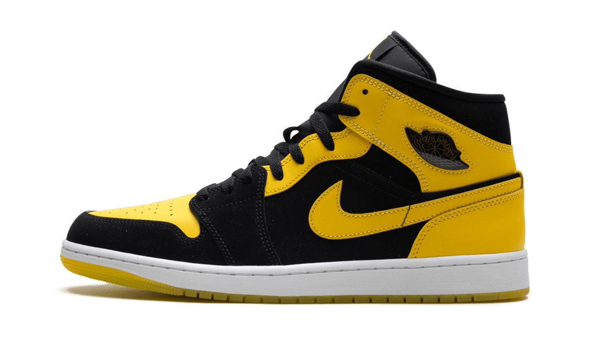 Jordan MENS Air Jordan 1 Mid "New Love" HJ6654 071 from Stadium Goods