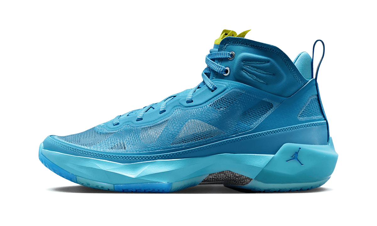 Jordan MENS Air Jordan 37 "Zion Williamson - Naruto" DX1690 400 from Stadium Goods