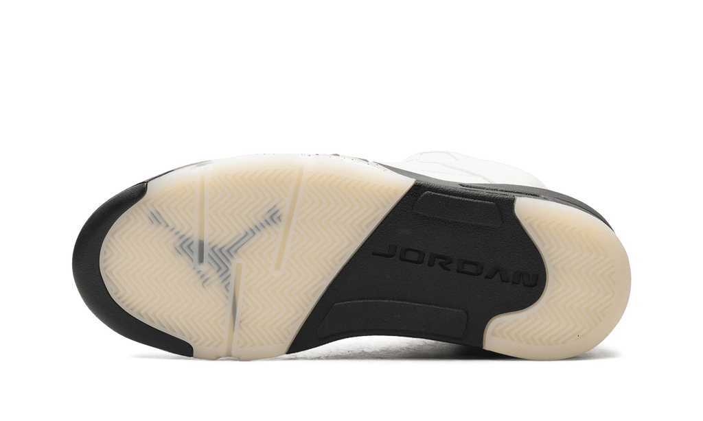Jordan MENS Air Jordan 5 "White/Black" DD0587 110 DD0587 110 from Stadium Goods